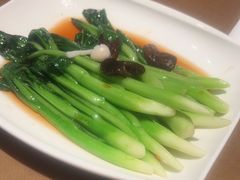-新发现(宝山龙湖店)
