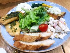 动力能源鱼肉轻概念-奎克咖啡Cuiqu(晶品店)