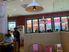 大堂-嘎嘎鸭下巴·爆辣干锅(明教寺店)