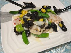 -巴扎美食·新疆菜·西域歌舞表演餐厅(新疆大厦店)