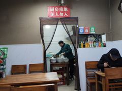 -上海特色小笼店(铁岭路90弄小区店)