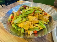 -合合春饼·酱骨·东北菜(潘家园店)