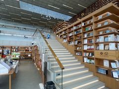 -朵云书院(滴水湖店)