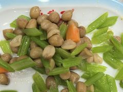 -屯老二农家铁锅炖·行业领军者(梅江店)