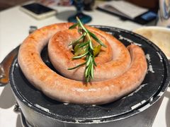 煎莫斯科香肠-俄士厨房(五棵松华熙LIVE店)