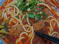 -鑫花溪牛肉米粉(印象水街都心荟店)