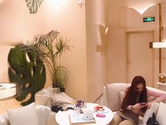 -MEET缘燕窝甜品&Tang's cake(华润万象城店)
