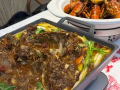 -肥肥虾庄·金牌油焖大虾(汉口城市广场店)