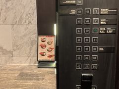 -大连星海皇冠假日酒店