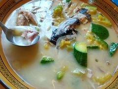 -邛海风味特色菜馆