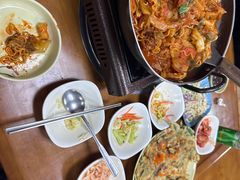 -亲昵春川鸡排(韩国美食街店)