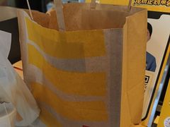 -麦当劳(假日广场店)