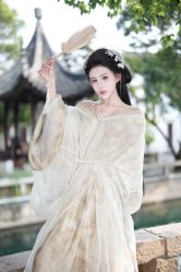 -一揽芳华汉服旗袍体验馆(拙政园店)