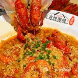 食悦围城真的吃了好多年 每次都很爱！店内装修好大气