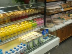 面包甜点陈列柜-大苹果面包生日蛋糕(明珠店)