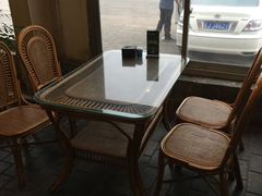 -红栌温泉山庄生态美食餐厅