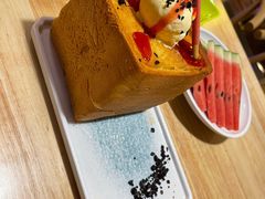 面包诱惑-大话小腰(鸟巢店)