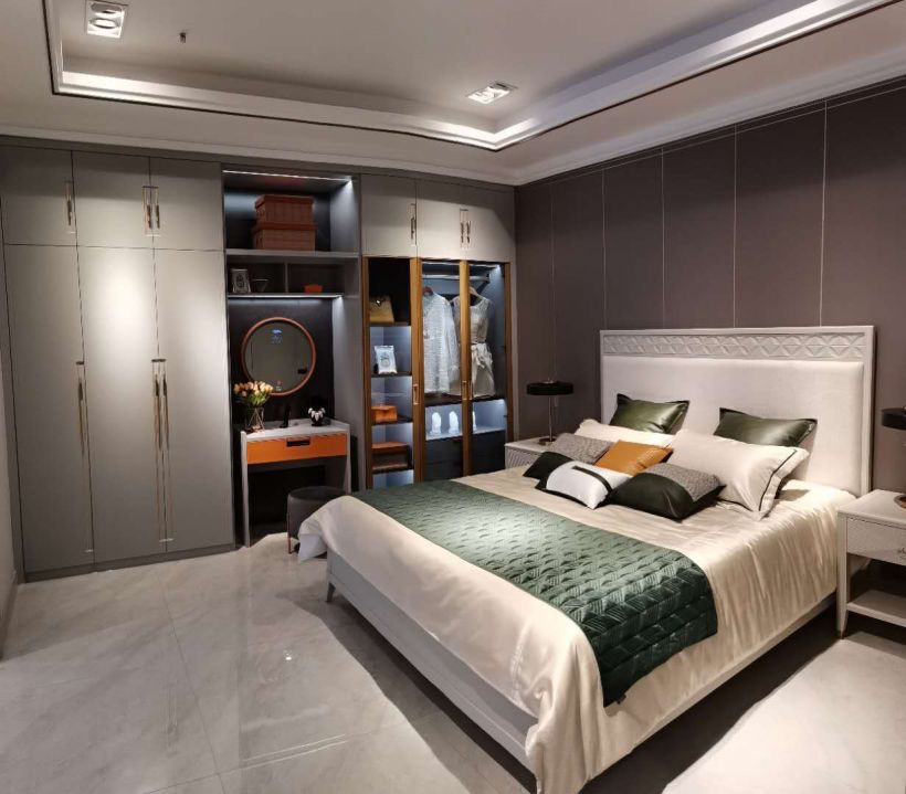 周末闲暇逛装修偶遇中至信全屋定制