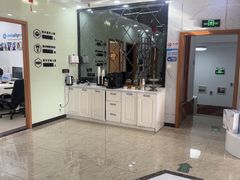 -茂菊口腔连锁(浦东南路店)