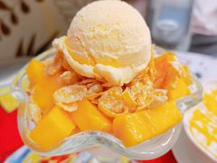 芒果脆心杯-甜心妈妈·榴莲星级糖水(北京路总店)