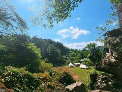 -梭布垭石林景区