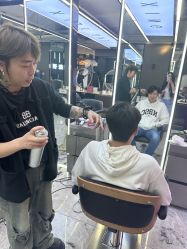 -藤野造型烫发染发