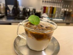 完不成KPI的校长-村口大树(长乐路店)