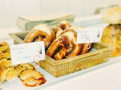 碱水面包-老梦面包 CHEZMOREL(三源里店)