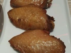 -必胜客(证大大拇指店)