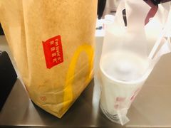 -麦当劳(中山公园龙之梦店)