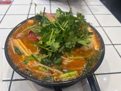 -肥汁米蘭香港米线(长宁来福士店)