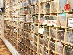 -猫的天空之城概念书店(杭州南宋御街店)