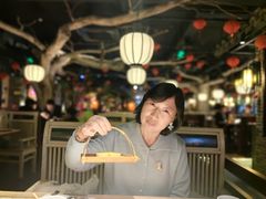 -吴越荣记苏州菜·松鼠桂鱼 100% 活鱼现做(月光码头店)