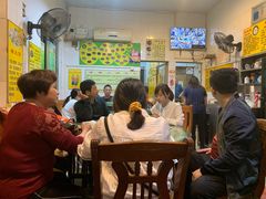大堂-华哥新鲜猪精品美食