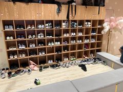 -释鸭台球桌游馆·年会生日团建聚会