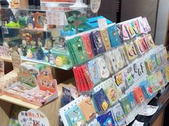 零售区-猫的天空之城概念书店(苏州诚品店)