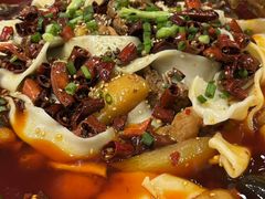 -晓彭肥肠鸡·泡椒鸡火锅(水木天地店)