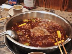 红汤锅-肖肖酸萝卜鱼火锅(总店)
