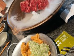 -三出山火锅(南京万象天地店)