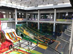 -蒙特利亲子乐园