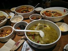 -渝是乎酸菜鱼(龙旗购物中心店)