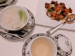 花胶竹苼鸡汤-夏苑(新加坡丽思卡尔顿美年酒店)