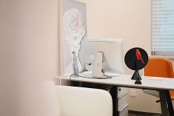 -医颜医疗美容门诊部