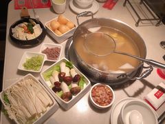 -左庭右院鲜牛肉火锅(浦江欢乐颂店)