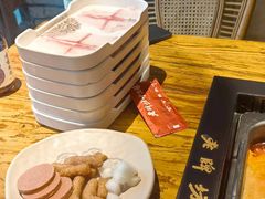 -老牌坊云南鱼豆花火锅(爱建店)