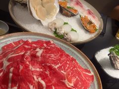 -鲜入唯煮·港式海鲜牛肉火锅(金宝街店)