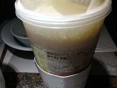 -奈雪的茶(湖滨银泰in77C区PRO店)