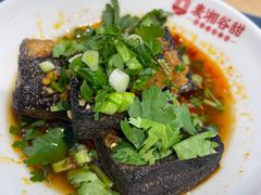 -呷佬·长沙手工米粉(金沙江路店)