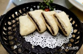 Tangerine Peel Red Bean Flaky Pastry