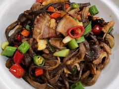 -大鸭梨烤鸭店(金顶街店)